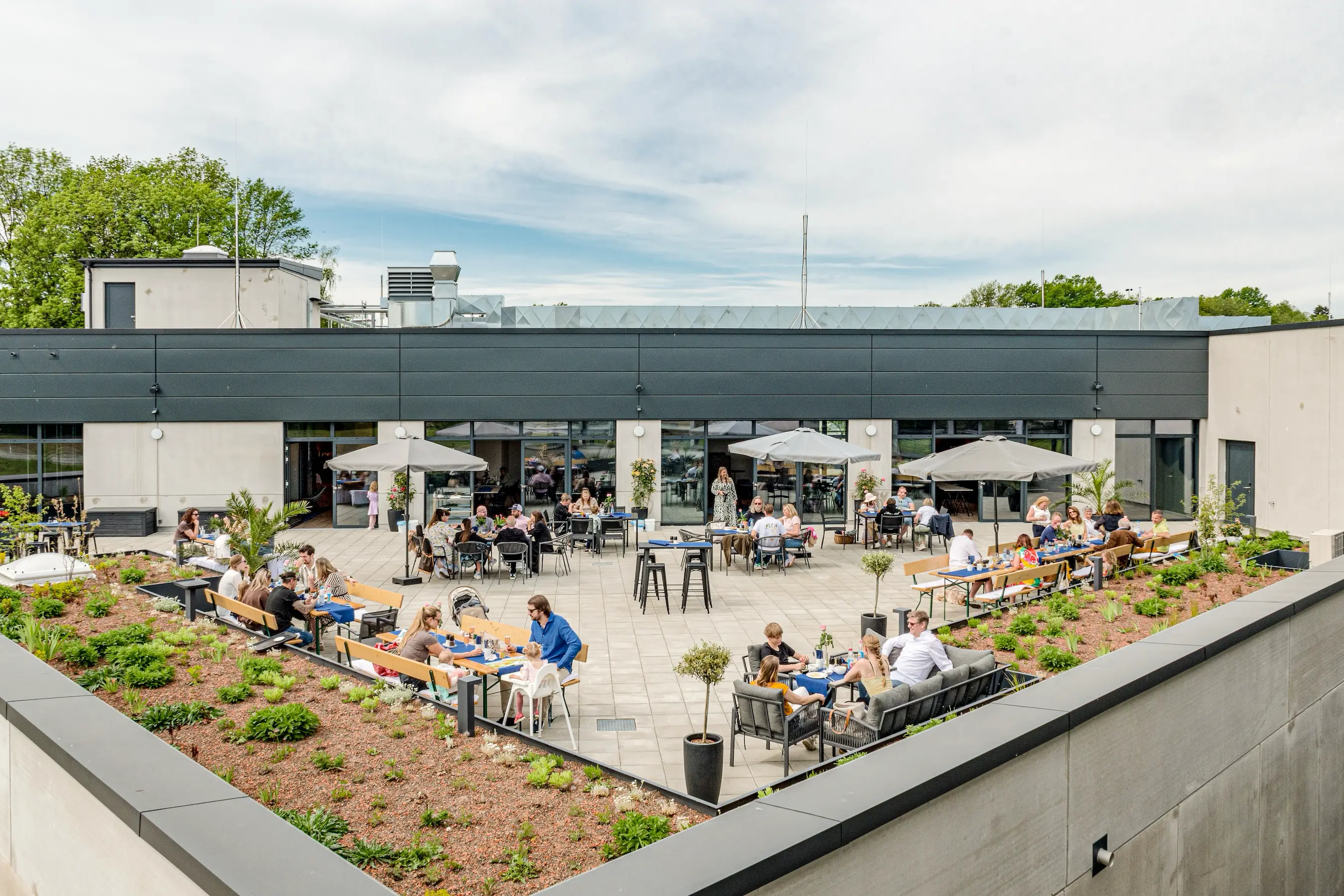M-D-Genusswelt-Imagefotos-August-2026-52 Veranstaltung auf der Dachterrasse der M&D Genusswelt in Rosenheim